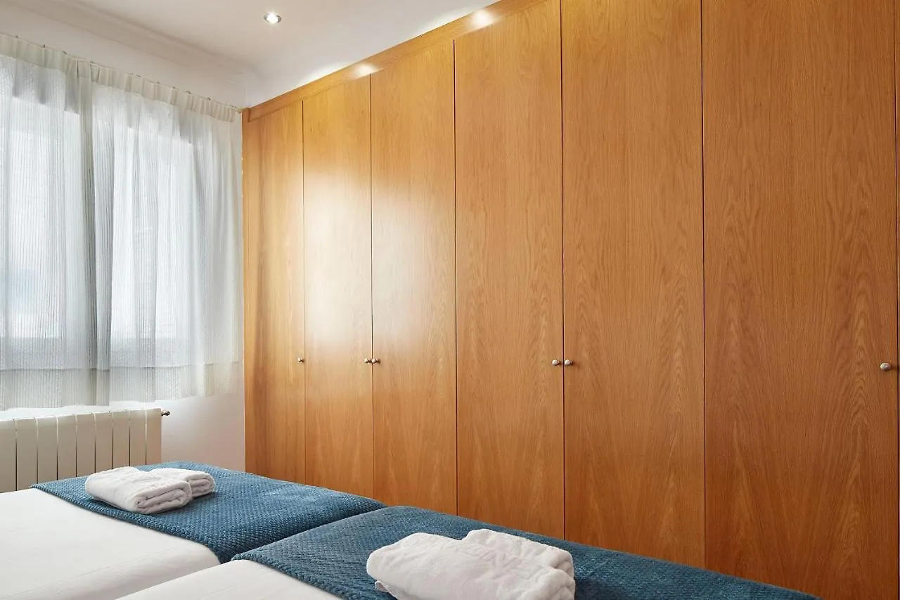 The Rentals Collection - Vaumm San Sebastian Apartment