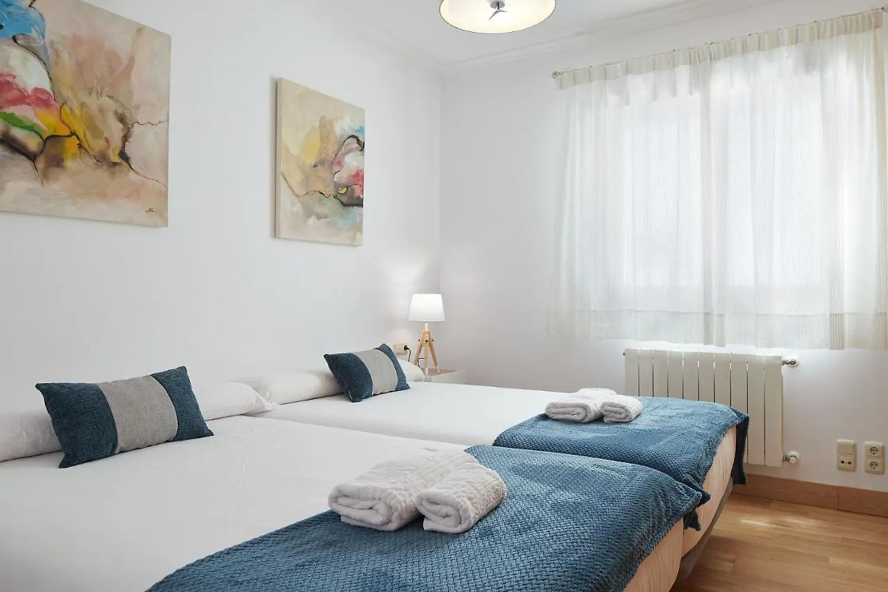 The Rentals Collection - Vaumm San Sebastian 0*,  Spain